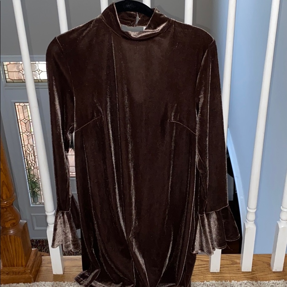 Mocha long sleeve bevello dress